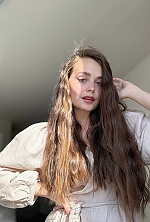 Ukrainian mail order bride Valeria from Kyiv with light brown hair and green eye color - image 14