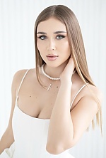 Ukrainian mail order bride Diana from Kyiv with light brown hair and green eye color - image 7