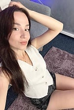 Ukrainian mail order bride Tatiana from Prague with light brown hair and brown eye color - image 3