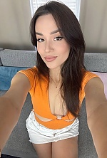 Ukrainian mail order bride Tatiana from Prague with light brown hair and brown eye color - image 7