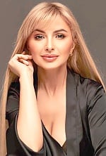 Ukrainian mail order bride Nataliia from Rivne with blonde hair and green eye color - image 3