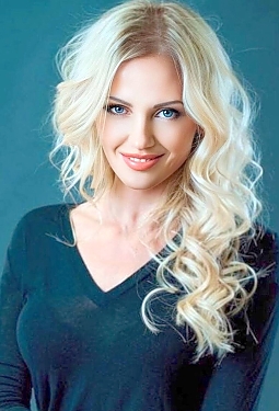 Victoria, 47 y.o. from Vienna, Austria