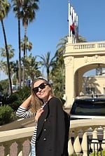 Ukrainian mail order bride Yuliia from Toronto with light brown hair and green eye color - image 5