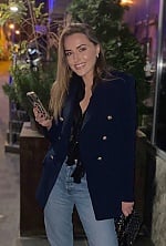 Ukrainian mail order bride Yuliia from Toronto with light brown hair and green eye color - image 14