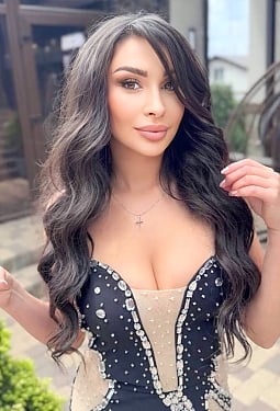 Lamia, 29 y.o. from Kyiv, Ukraine