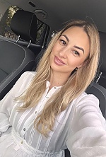Ukrainian mail order bride Iulia from Kropyvnytskyi with blonde hair and brown eye color - image 20