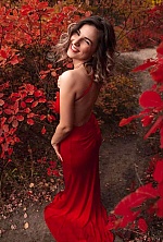 Ukrainian mail order bride Ksenia from Prague with light brown hair and green eye color - image 2