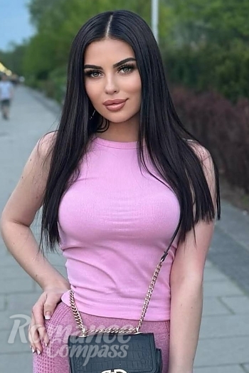 Ukrainian mail order bride Iryna from Wroclaw with black hair and brown eye color - image 1
