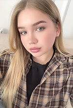 Ukrainian mail order bride Oksana from Wroclaw with blonde hair and green eye color - image 3