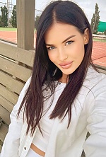 Ukrainian mail order bride Yana from Bucharest with brunette hair and hazel eye color - image 5