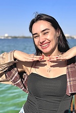 Ukrainian mail order bride Ilona from Kharkiv with black hair and brown eye color - image 6