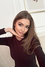 Ukrainian mail order bride Anna from Kyiv with light brown hair and green eye color - image 6