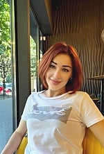 Ukrainian mail order bride Tetiana from Odesa with auburn hair and grey eye color - image 2