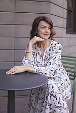 Ukrainian mail order bride Larysa from Kremenchug with brunette hair and brown eye color - image 2