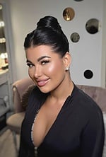 Ukrainian mail order bride Oleksandra from Vinnytsia with black hair and brown eye color - image 11