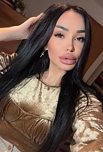 Ukrainian mail order bride Olena from Berlin with black hair and hazel eye color - image 11