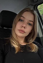 Ukrainian mail order bride Violetta from Kremenchug with blonde hair and green eye color - image 9