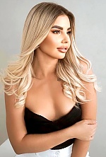 Ukrainian mail order bride Victoriia from Kyiv with light brown hair and brown eye color - image 5