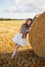 Ukrainian mail order bride Mariia from Vinnytsia with light brown hair and green eye color - image 6