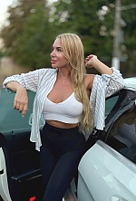 Ukrainian mail order bride Yuliia from Odesa with blonde hair and brown eye color - image 4