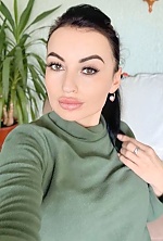 Ukrainian mail order bride Nina from Lviv with black hair and brown eye color - image 9