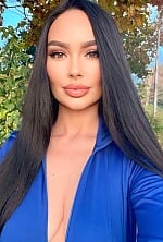 Ukrainian mail order bride Oksana from Kyiv with blonde hair and green eye color - image 2