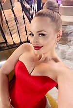 Ukrainian mail order bride Maria from Rivne with blonde hair and green eye color - image 2