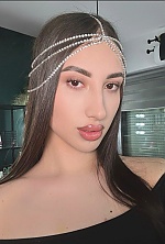 Ukrainian mail order bride Karolina from Krąk&oacute;w with brunette hair and brown eye color - image 4