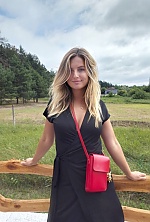 Ukrainian mail order bride Katerina from Kyiv with auburn hair and green eye color - image 15