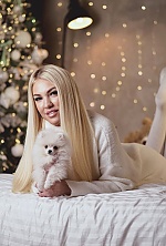 Ukrainian mail order bride Anna from Kyiv with blonde hair and green eye color - image 21