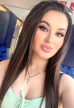 Olena, 33 y.o. from Leipzig, Germany