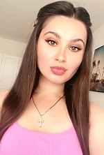 Ukrainian mail order bride Olena from Leipzig with black hair and hazel eye color - image 9