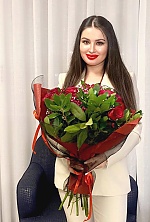 Ukrainian mail order bride Olena from Leipzig with black hair and hazel eye color - image 4