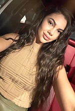 Ukrainian mail order bride Daria from Miami with black hair and brown eye color - image 7