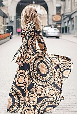 Ukrainian mail order bride Alena from Milan with light brown hair and hazel eye color - image 17