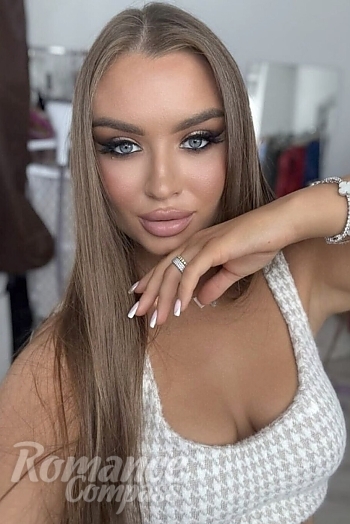 Ukrainian mail order bride Viktoria from Kiyiv with light brown hair and blue eye color - image 1