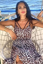 Ukrainian mail order bride Olesya from Prague with black hair and brown eye color - image 9