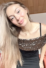 Ukrainian mail order bride Tetiana from Hanover with light brown hair and grey eye color - image 11