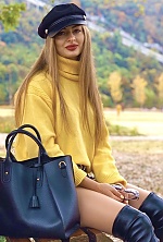 Ukrainian mail order bride Tetiana from Hanover with light brown hair and grey eye color - image 9