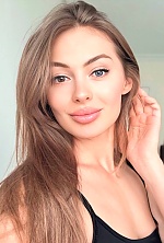 Ukrainian mail order bride Tetiana from Hanover with light brown hair and grey eye color - image 2