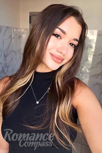 Ukrainian mail order bride Kateryna from Odesa with light brown hair and brown eye color - image 1