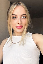 Ukrainian mail order bride Anastasiia from Kyiv with light brown hair and grey eye color - image 8