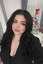 Ukrainian mail order bride Marta from Antalya with black hair and brown eye color - image 6