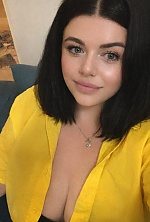 Ukrainian mail order bride Marta from Antalya with black hair and brown eye color - image 2