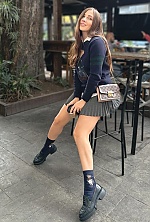 Ukrainian mail order bride Victoria from Mexico City with brunette hair and green eye color - image 6