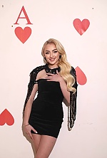 Ukrainian mail order bride Darina from Kyiv with blonde hair and blue eye color - image 2