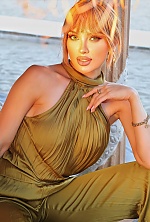 Ukrainian mail order bride Raisa from Bucharest with blonde hair and green eye color - image 5