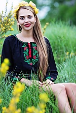 Ukrainian mail order bride Olekandra from New York with light brown hair and blue eye color - image 8