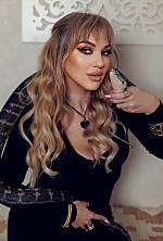 Ukrainian mail order bride Yuliya from Kiyiv with blonde hair and grey eye color - image 2