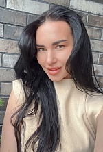 Ukrainian mail order bride Iryna from Barcelona with black hair and brown eye color - image 3